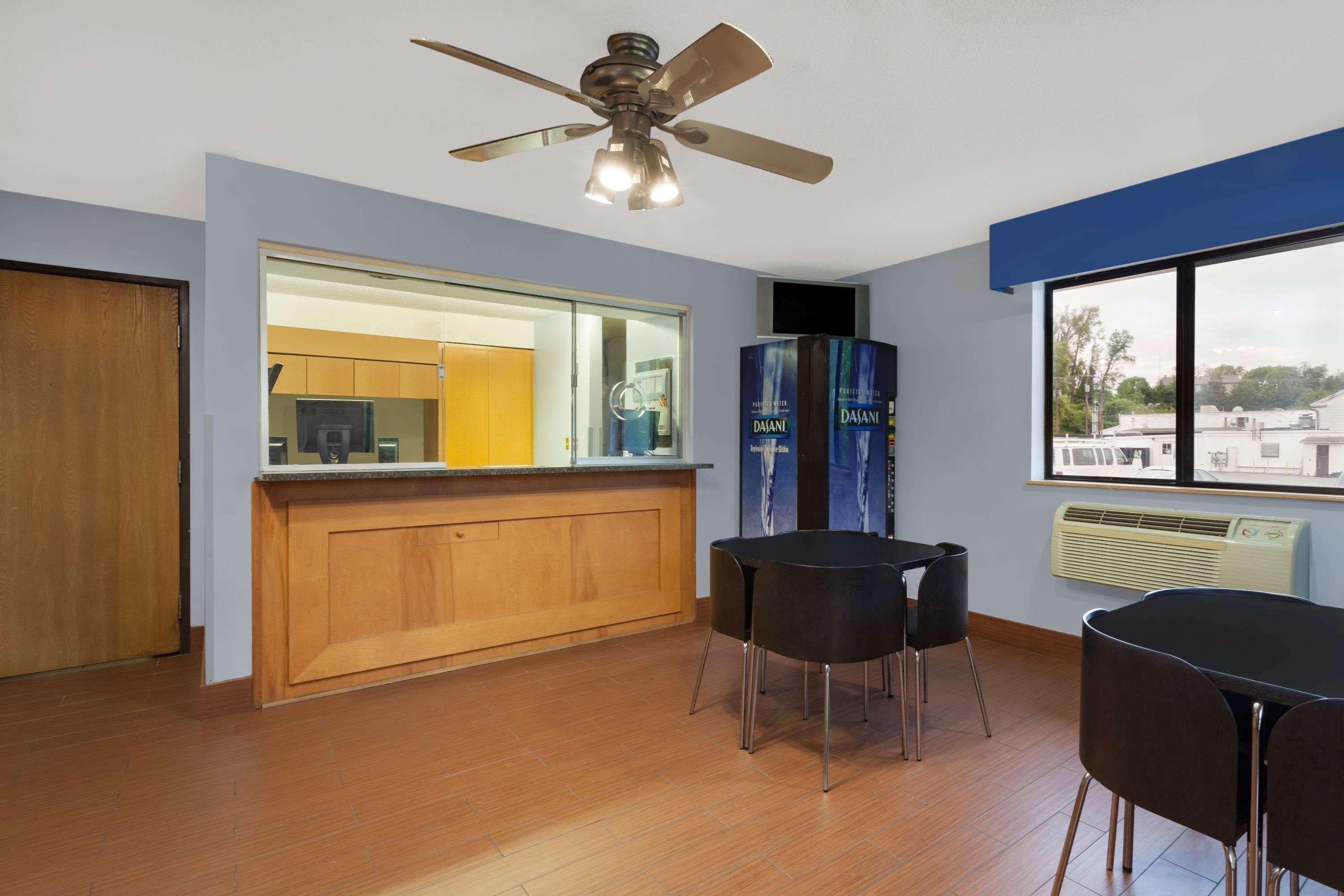 Super 8 By Wyndham Havre De Grace Aberdeen Area Exteriör bild